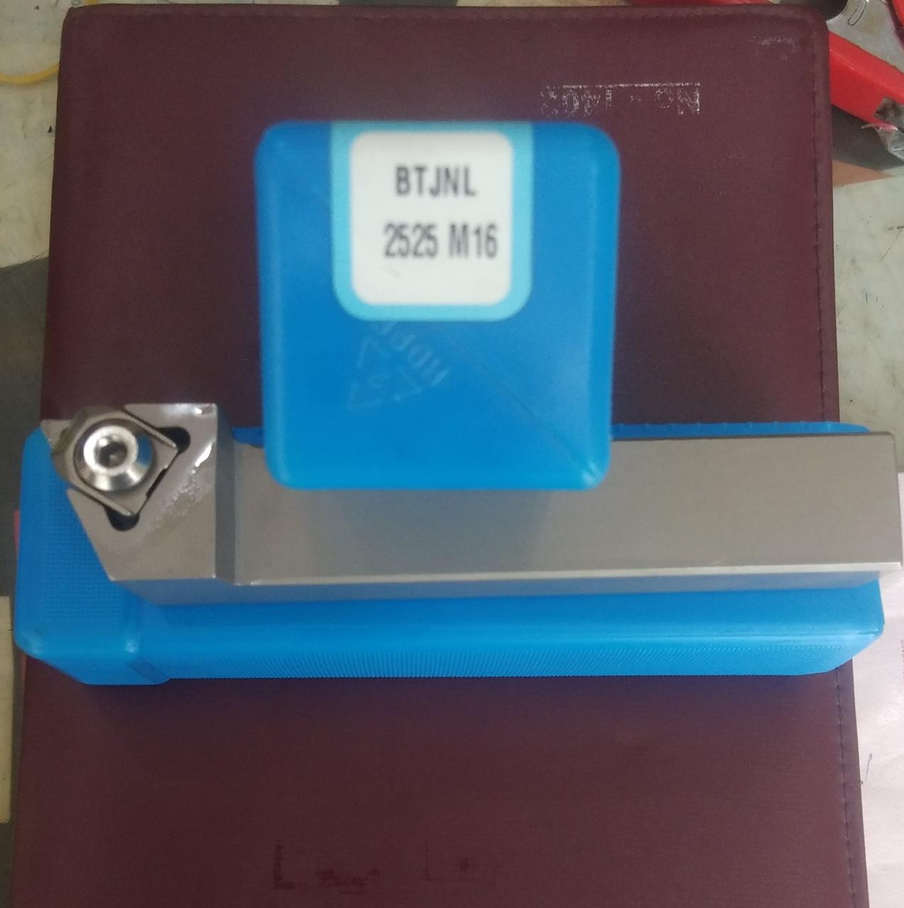 BTJNL / BTJNR 2020 K16 BTJNL / BTJNR 2525 M16 BTJNL / BTJNR 3232 P16 TURNING TOOL HOLDER - Image 2
